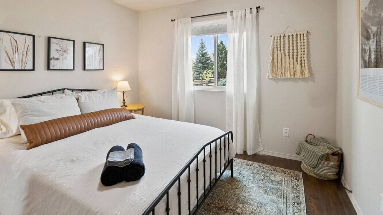 Photo of Bedroom in Monument