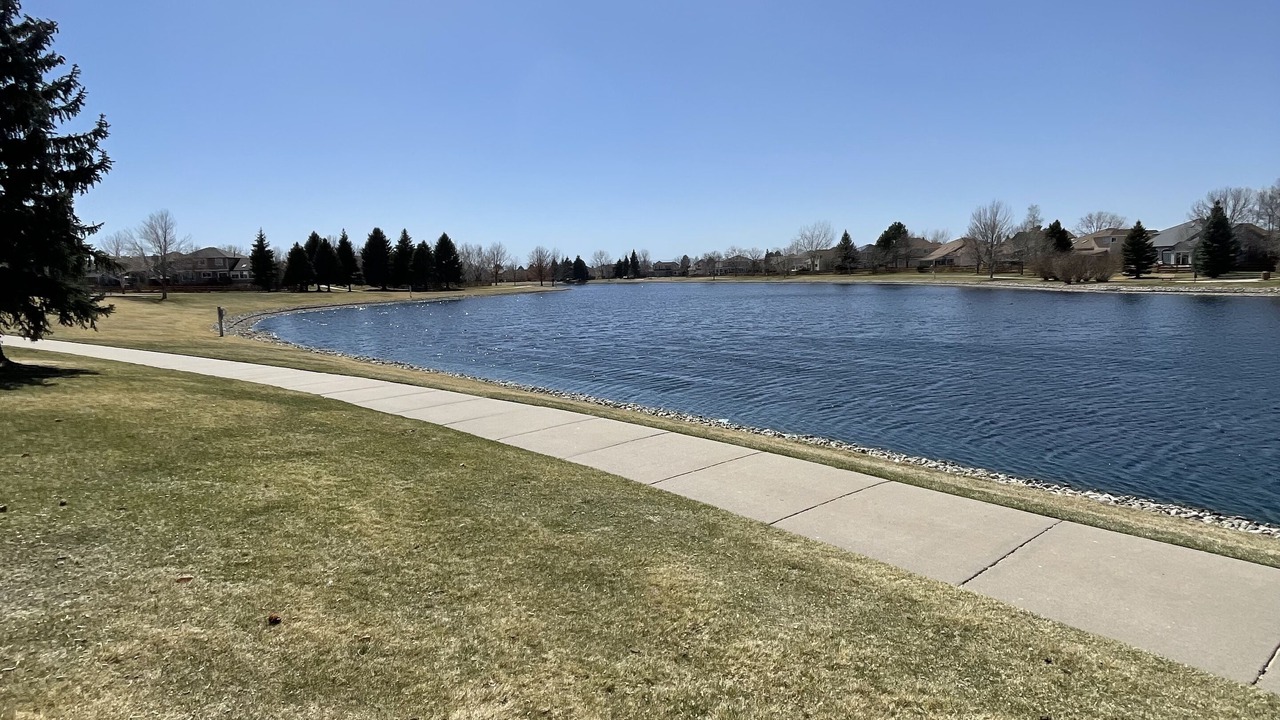 Photo of Others in Aurora