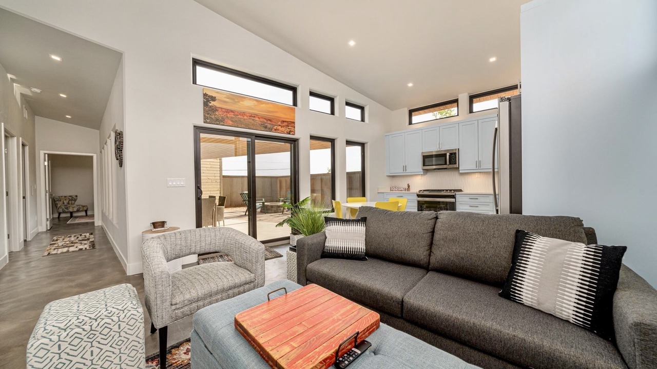Photo of Livingroom in Clifton