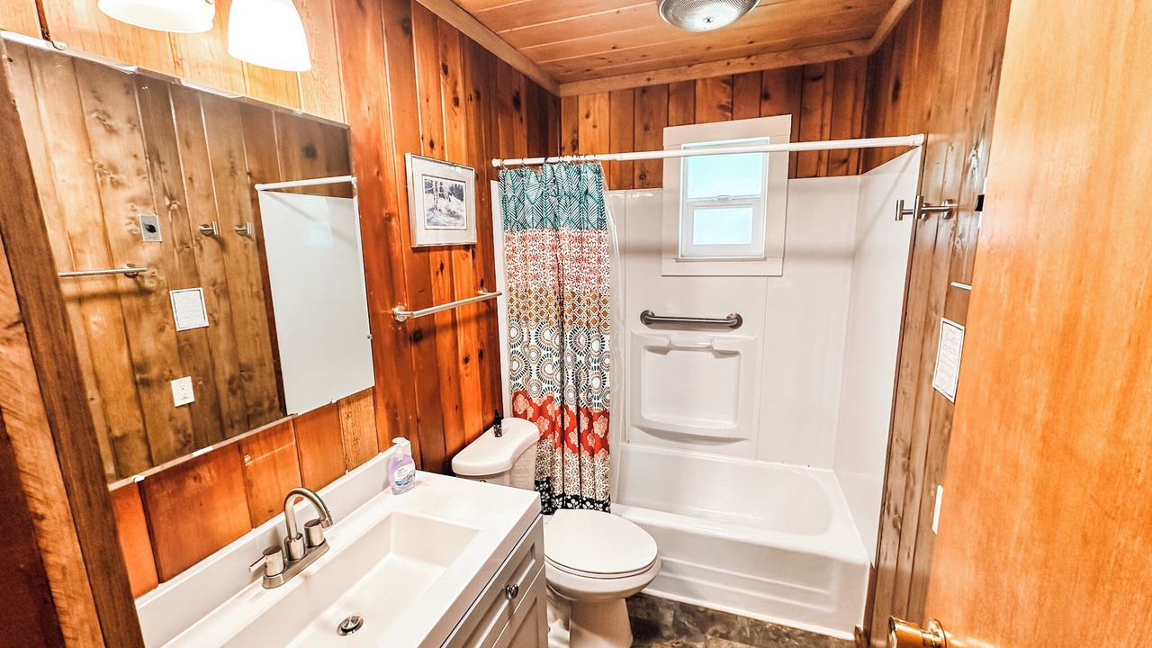 Photo of Bathroom in Bayfield