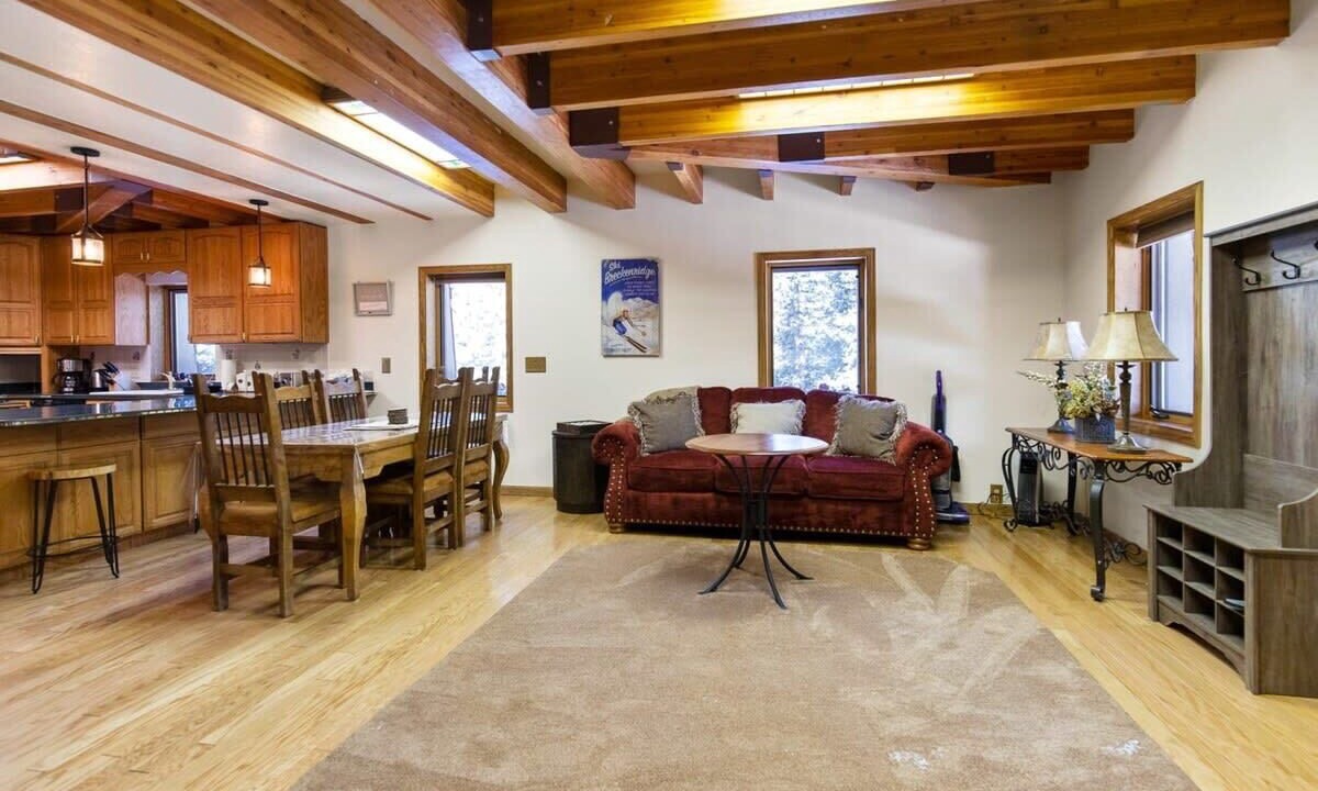Photo of Livingroom in Breckenridge