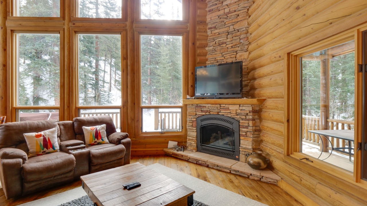Photo of Livingroom in Valley of the Blue