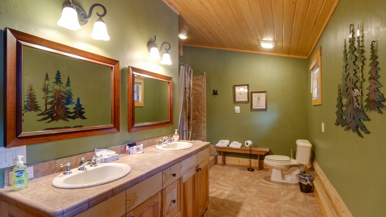 Photo of Bathroom in Valley of the Blue