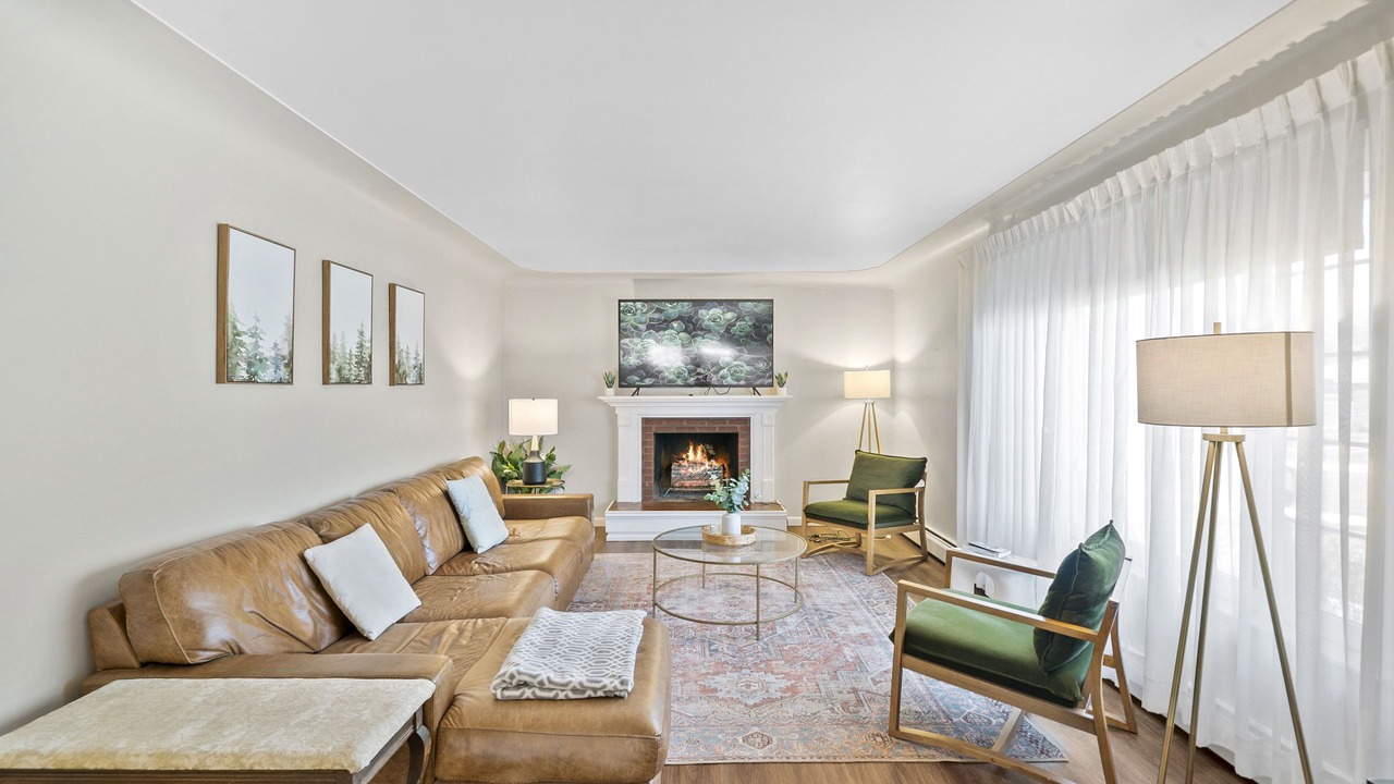 Photo of Livingroom in Lamar Heights Area