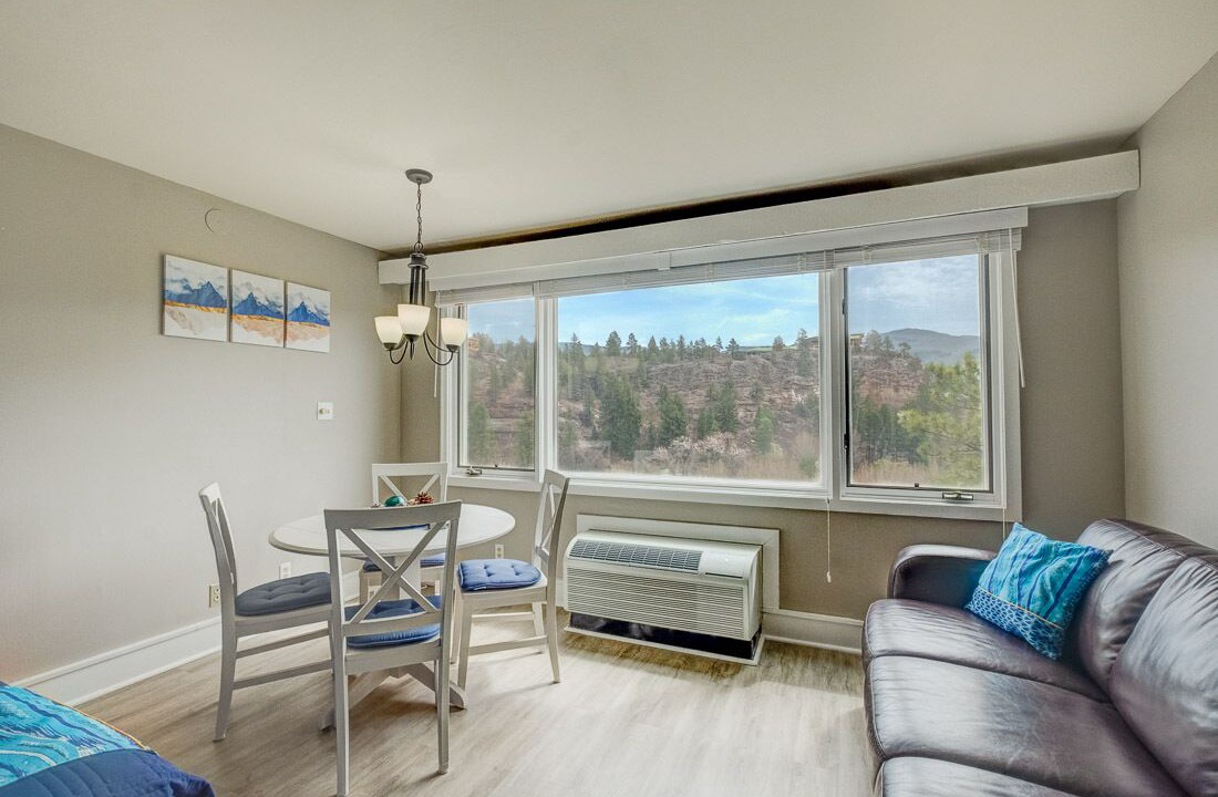 Photo of Livingroom in Purgatory
