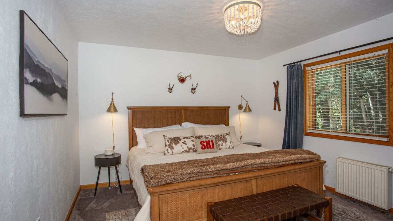 Photo of Bedroom in Alma