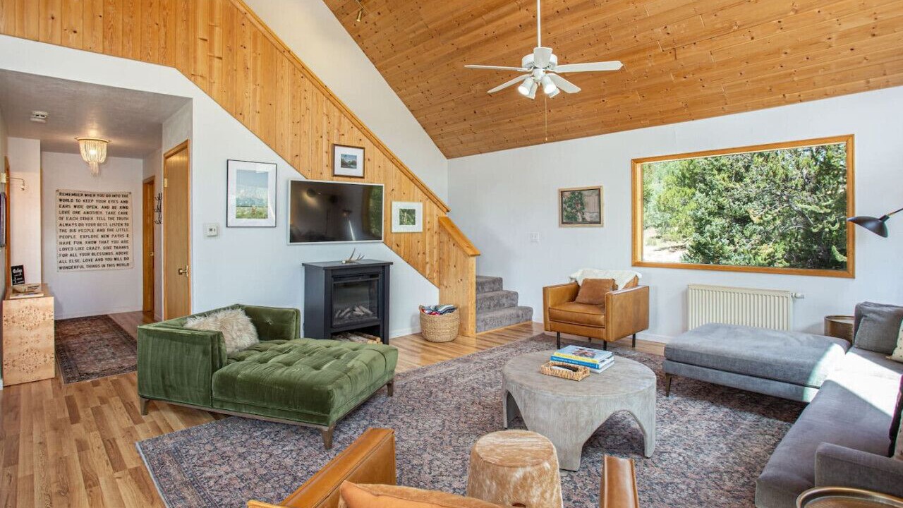 Photo of Livingroom in Alma