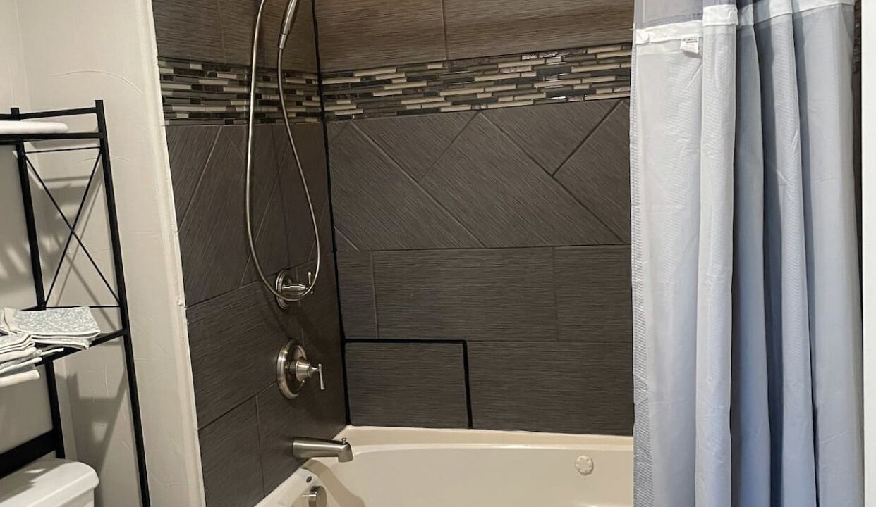 Photo of Bathroom in North Central Westminster
