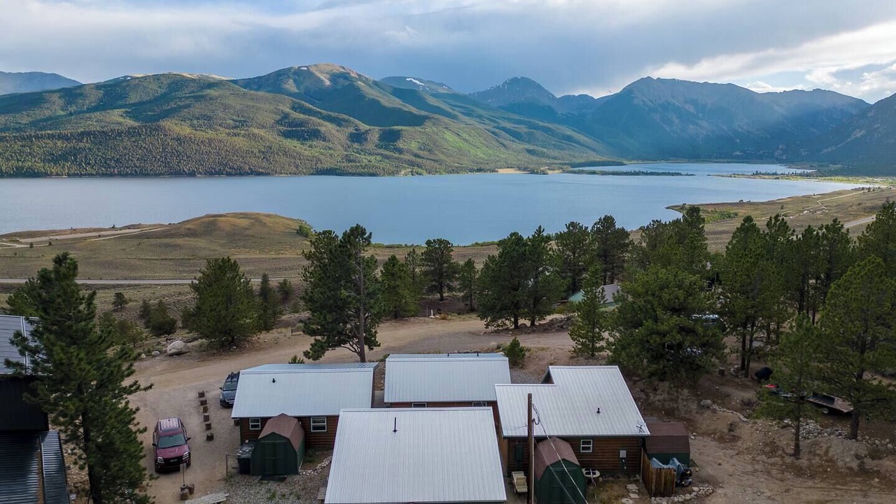 Photo of Outdoor in Twin Lakes