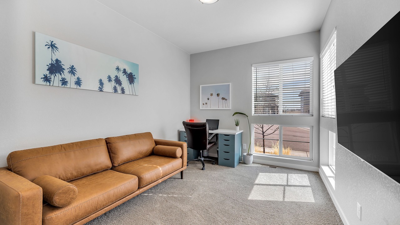 Photo of Livingroom in Parker