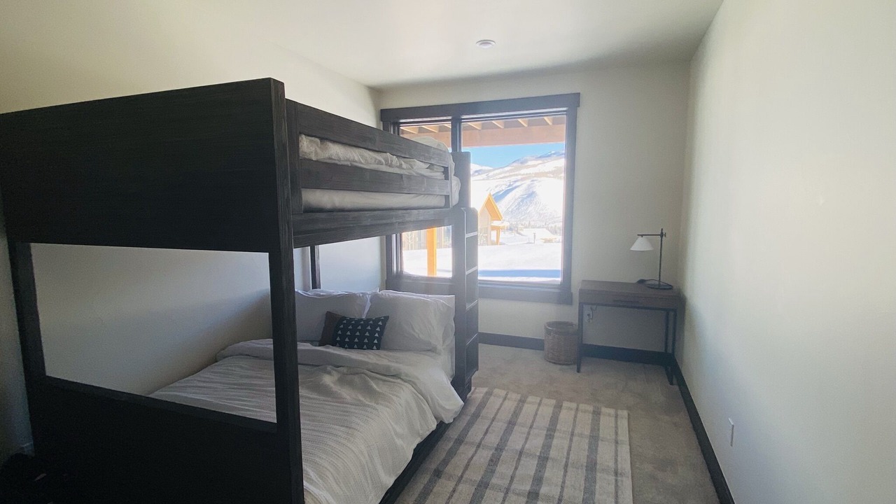 Photo of Bedroom in Silverthorne