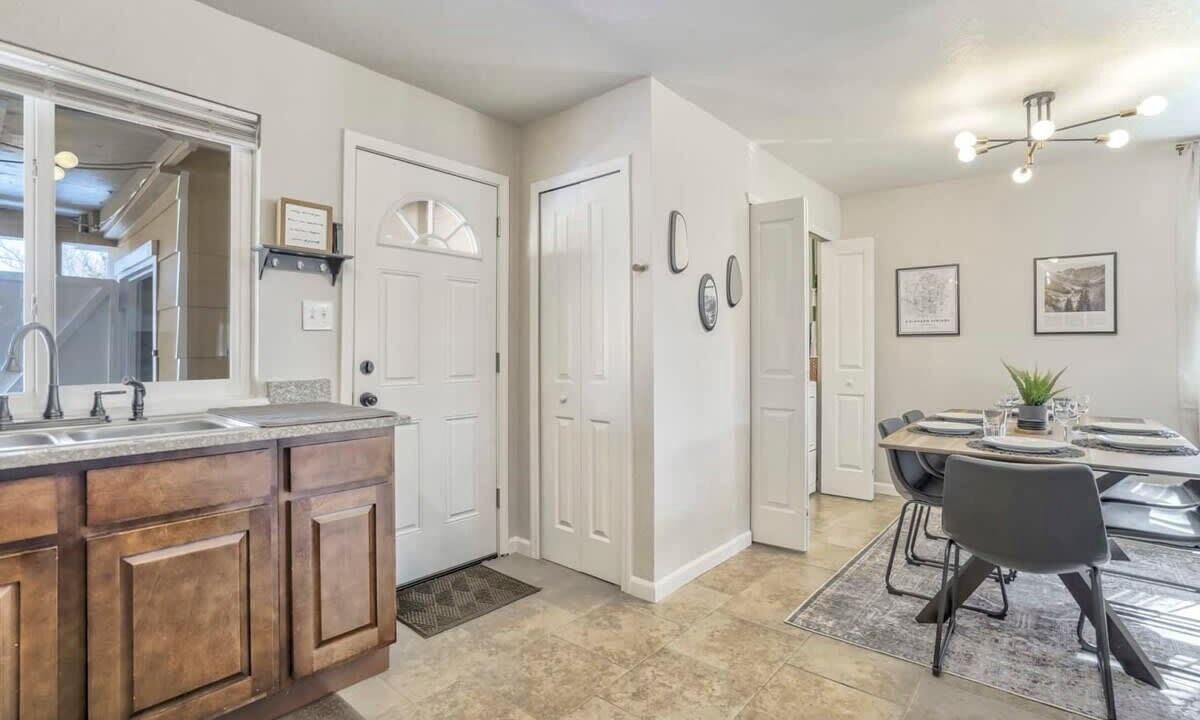 Photo of Kitchen in Security-Widefield