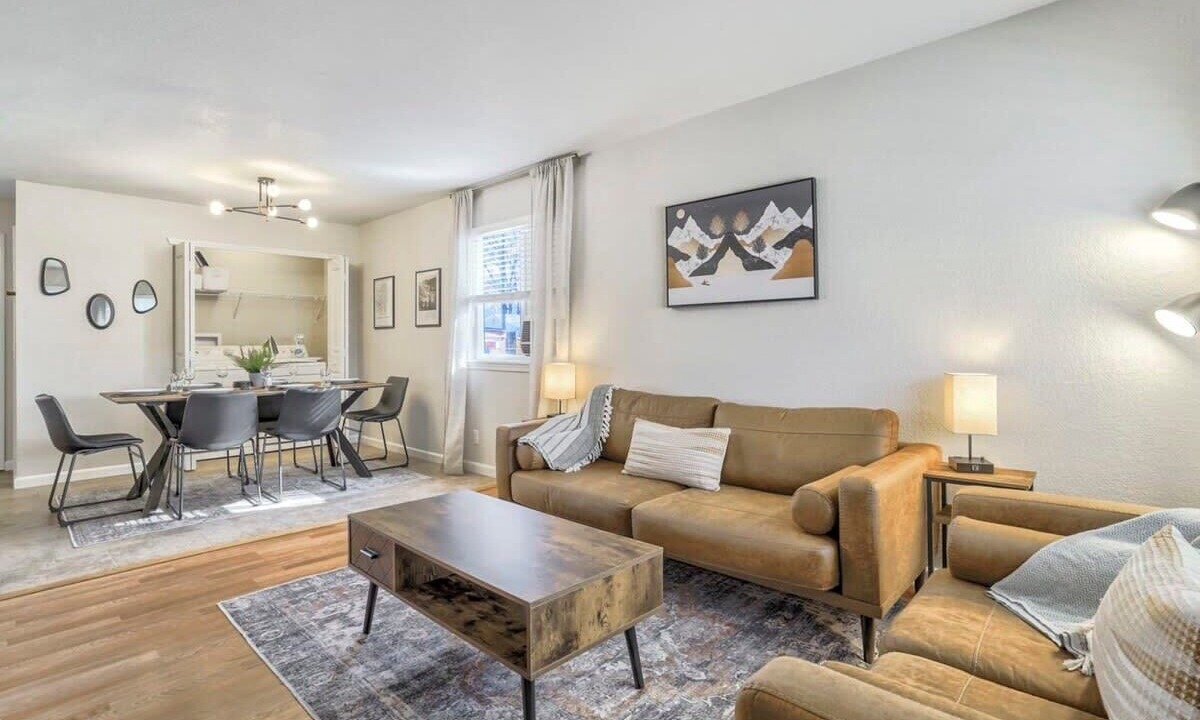 Photo of Livingroom in Security-Widefield
