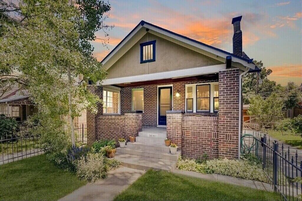 Photo of Outdoor in Hale