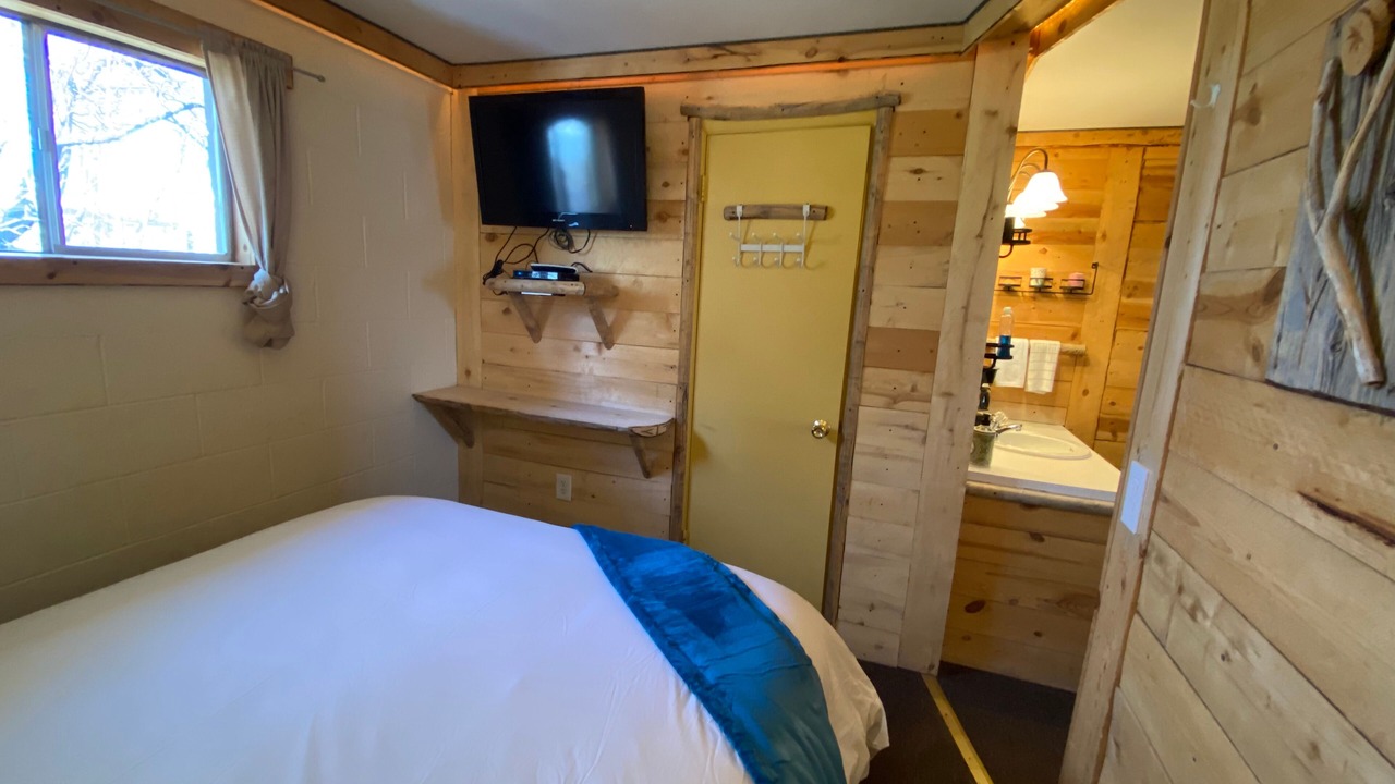 Photo of Bedroom in Cedaredge