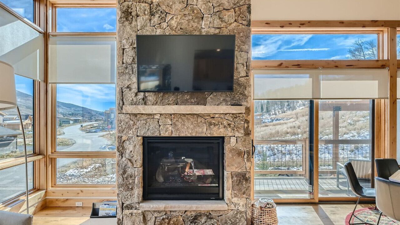 Photo of Livingroom in Silverthorne