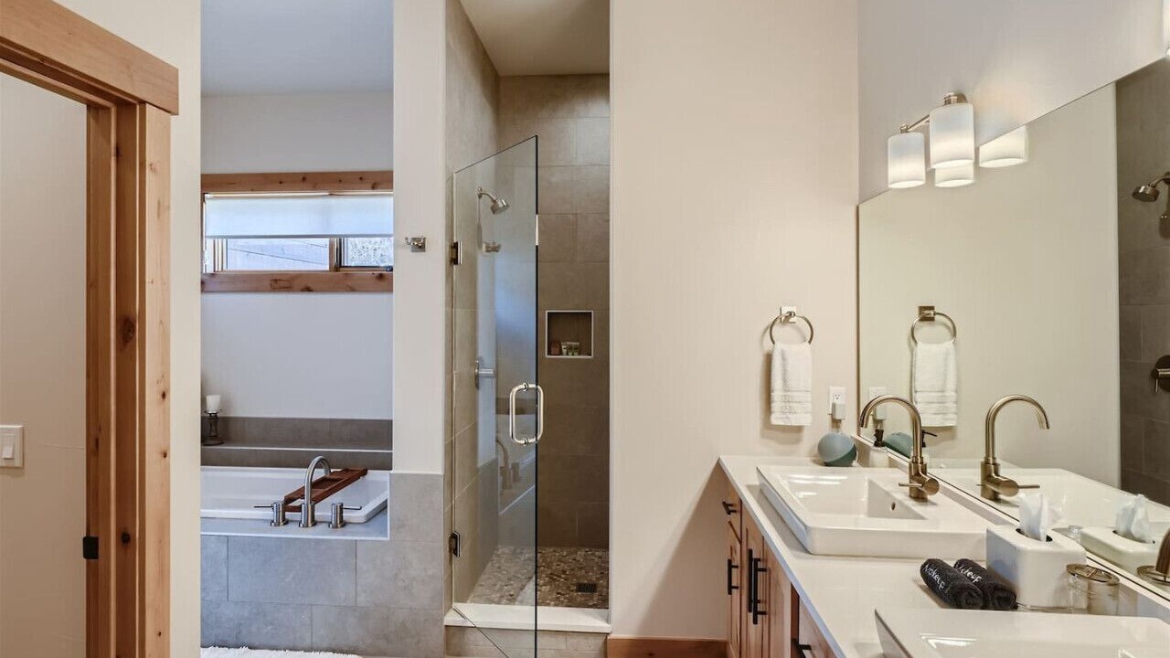 Photo of Bathroom in Silverthorne