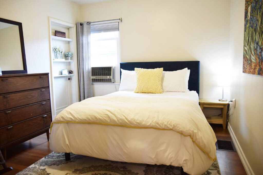 Photo of Bedroom in Broadmoor