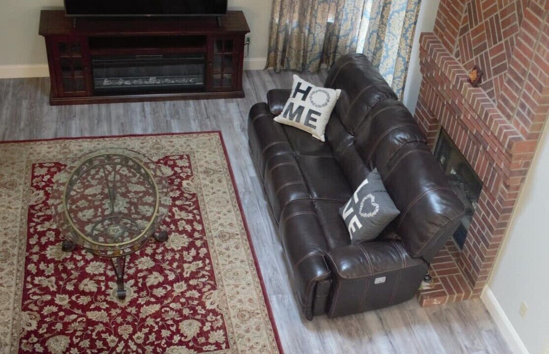 Photo of Livingroom in Westridge