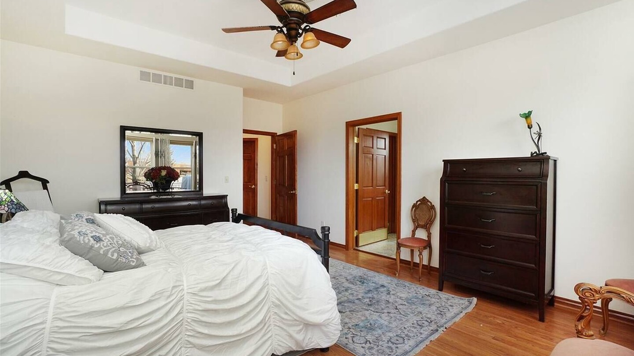 Photo of Bedroom in Ken Caryl