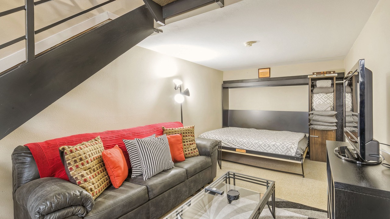 Photo of Bedroom in Ballpark