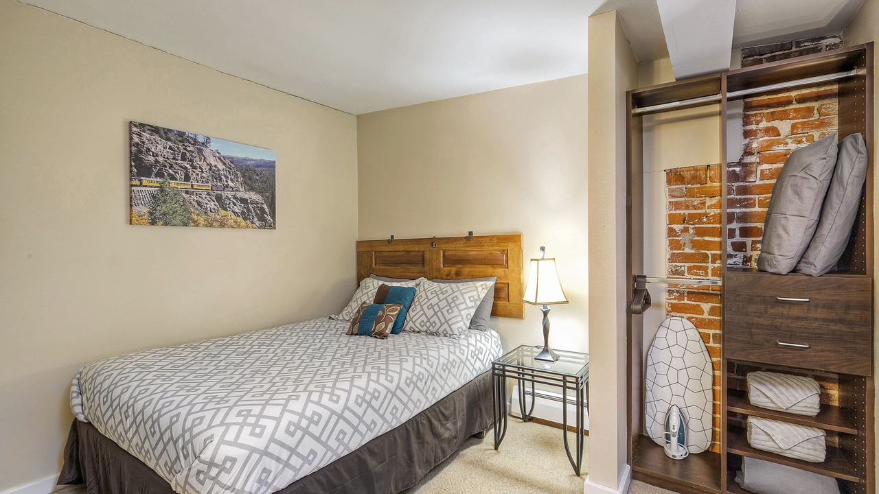 Photo of Bedroom in Ballpark