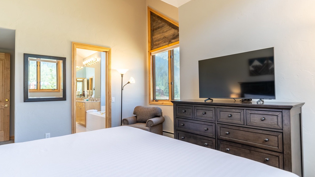 Photo of Bathroom in Mountain House