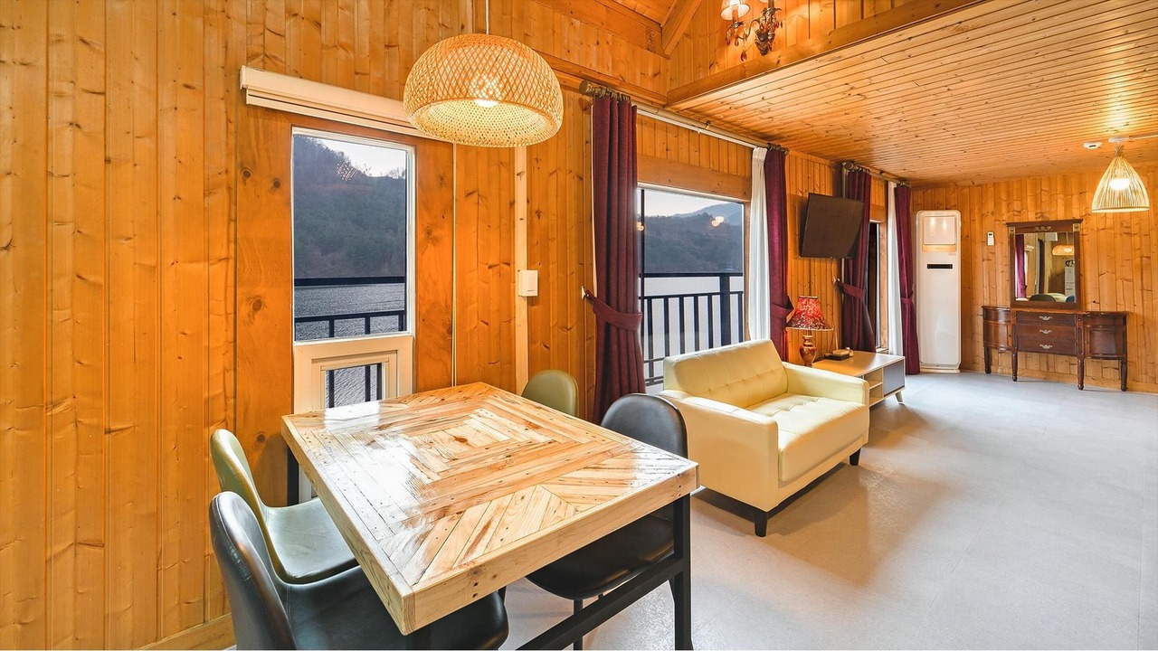 Photo of Bedroom in Oeseo