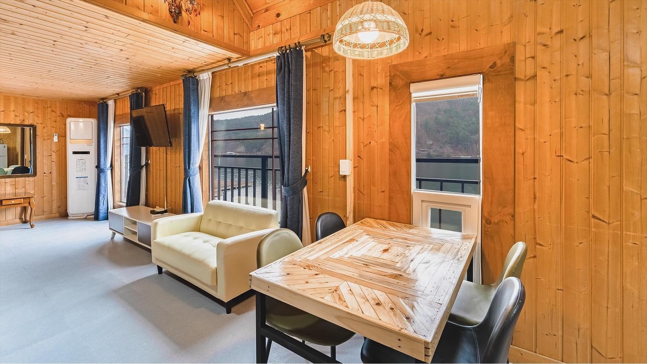 Photo of Bedroom in Oeseo