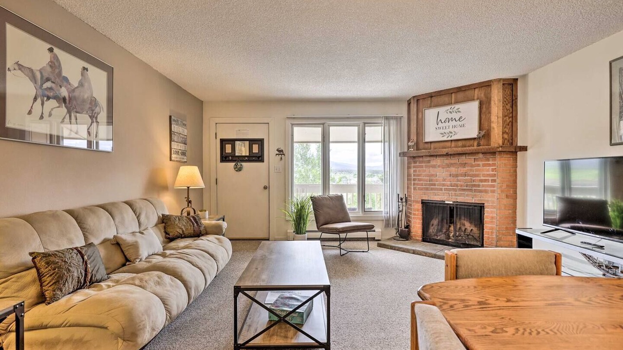 Photo of Livingroom in Fraser