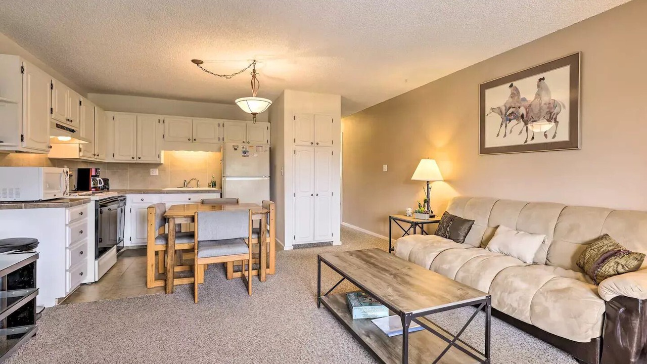 Photo of Livingroom in Fraser