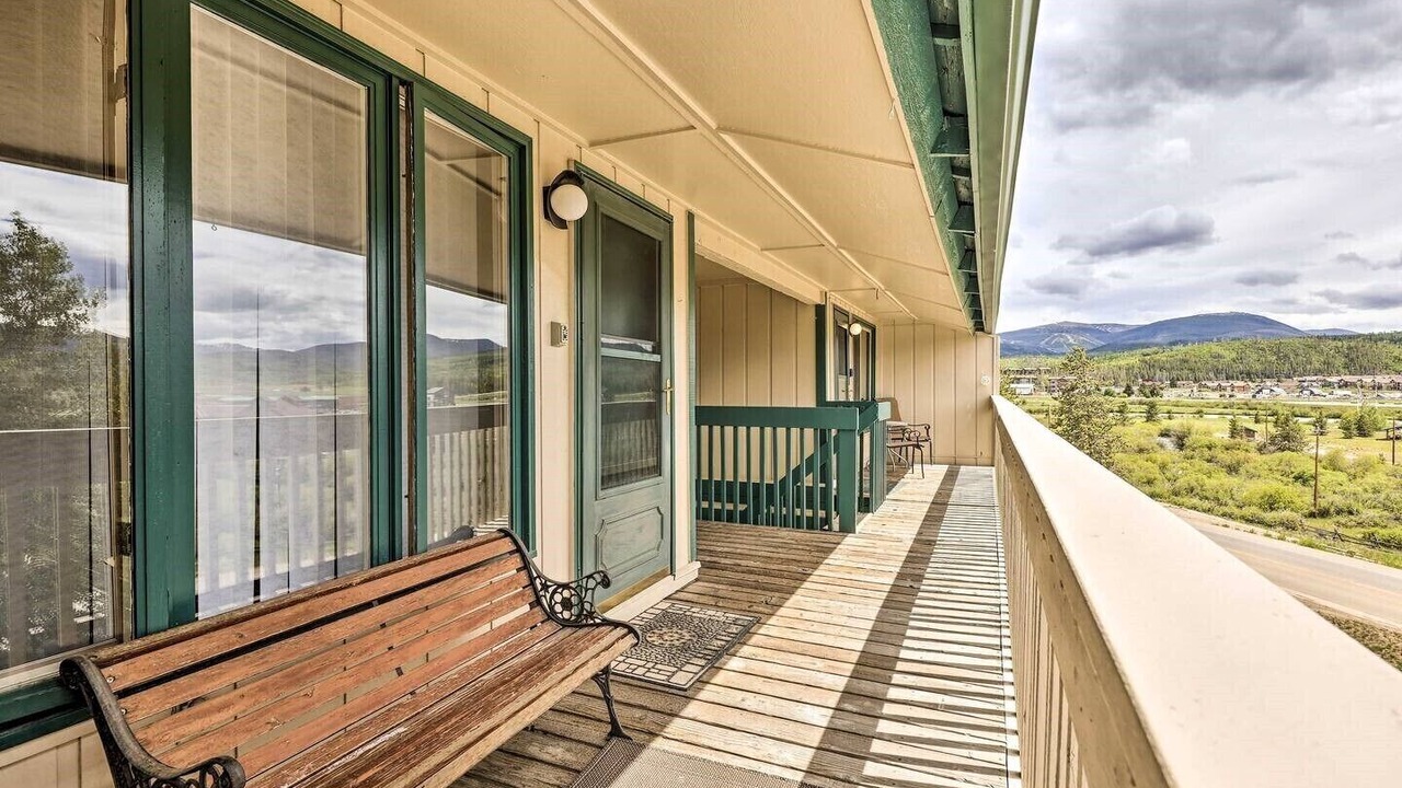 Photo of Patio Balcony in Fraser