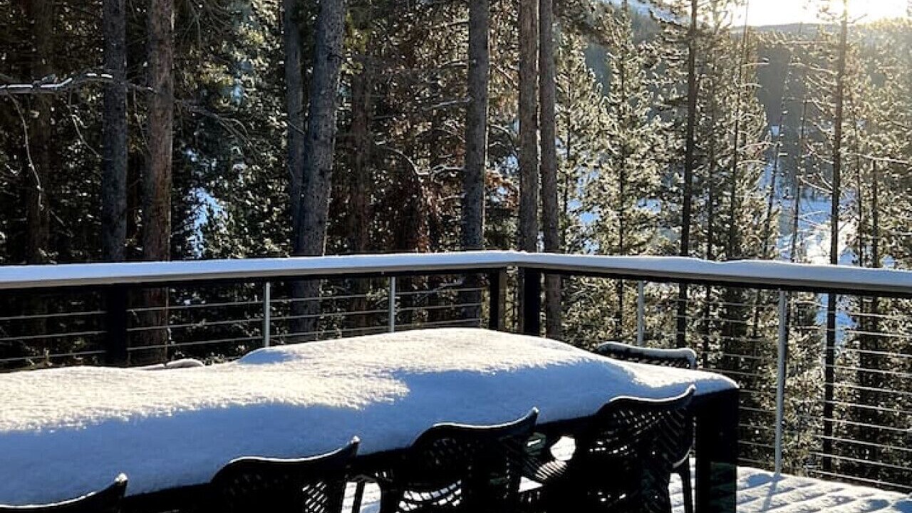 Photo of Outdoor in Lakeshore