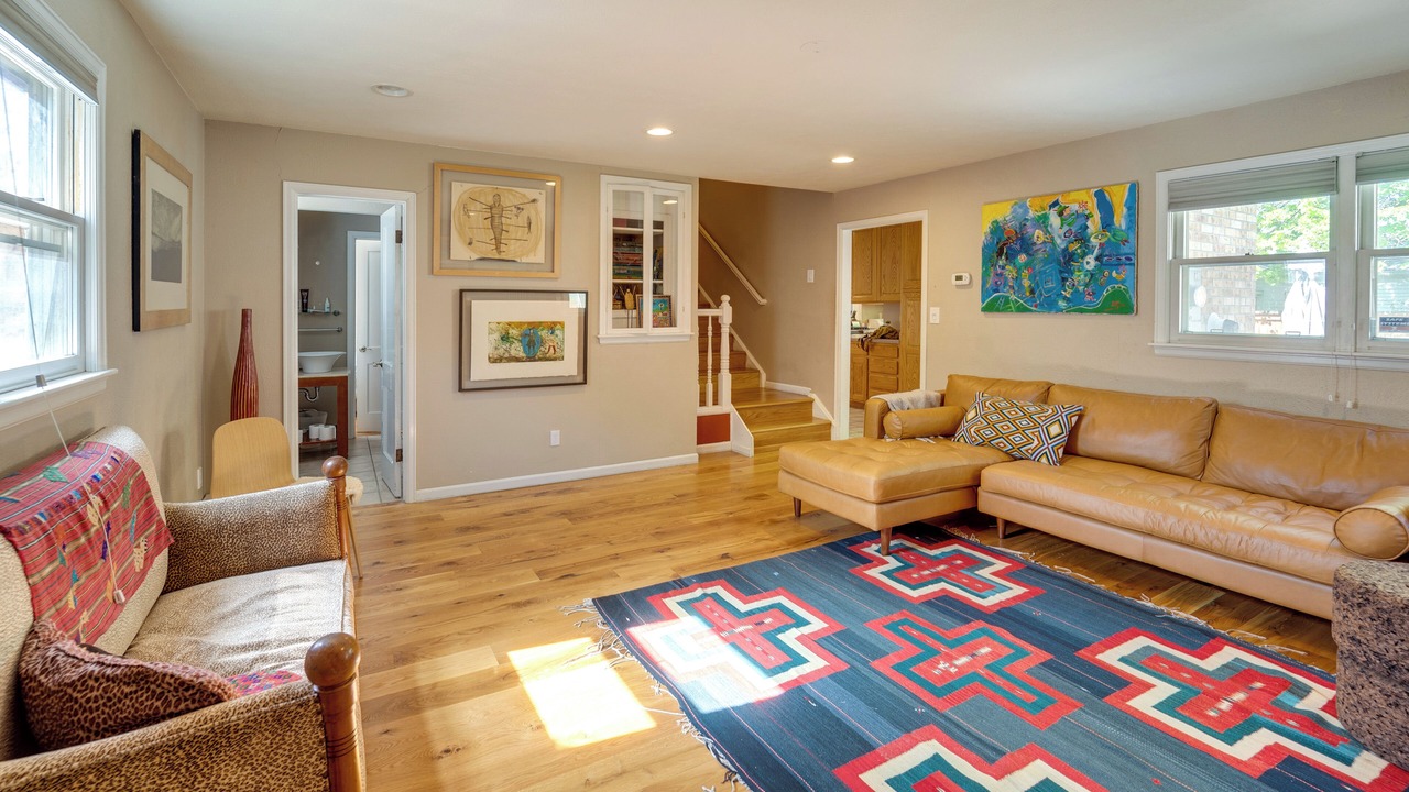 Photo of Livingroom in Central Boulder