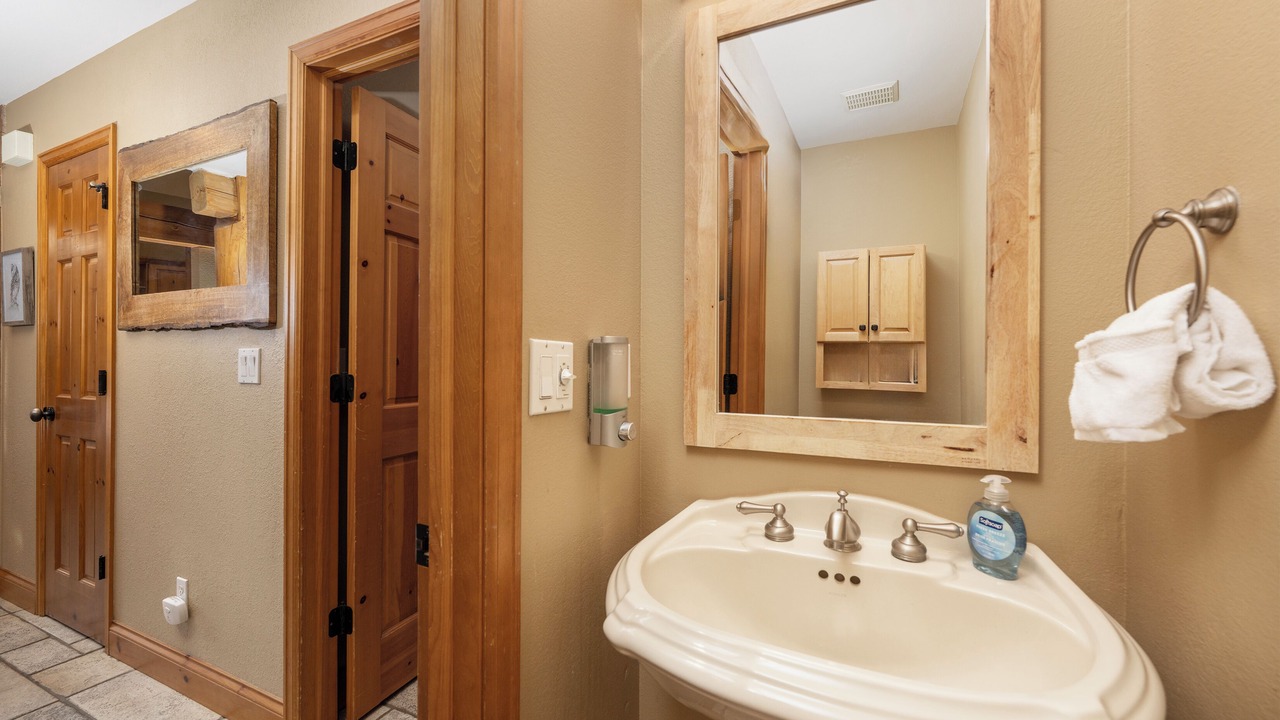 Photo of Bathroom in Fraser