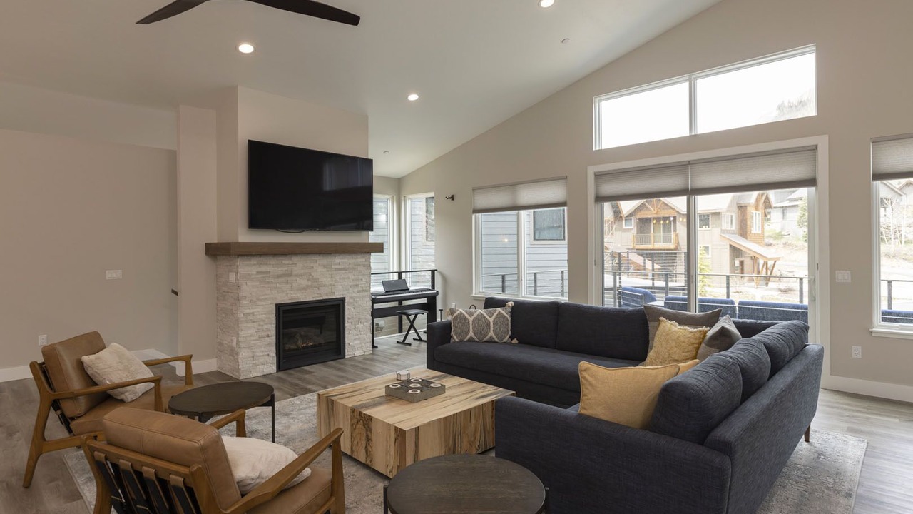 Photo of Livingroom in Purgatory