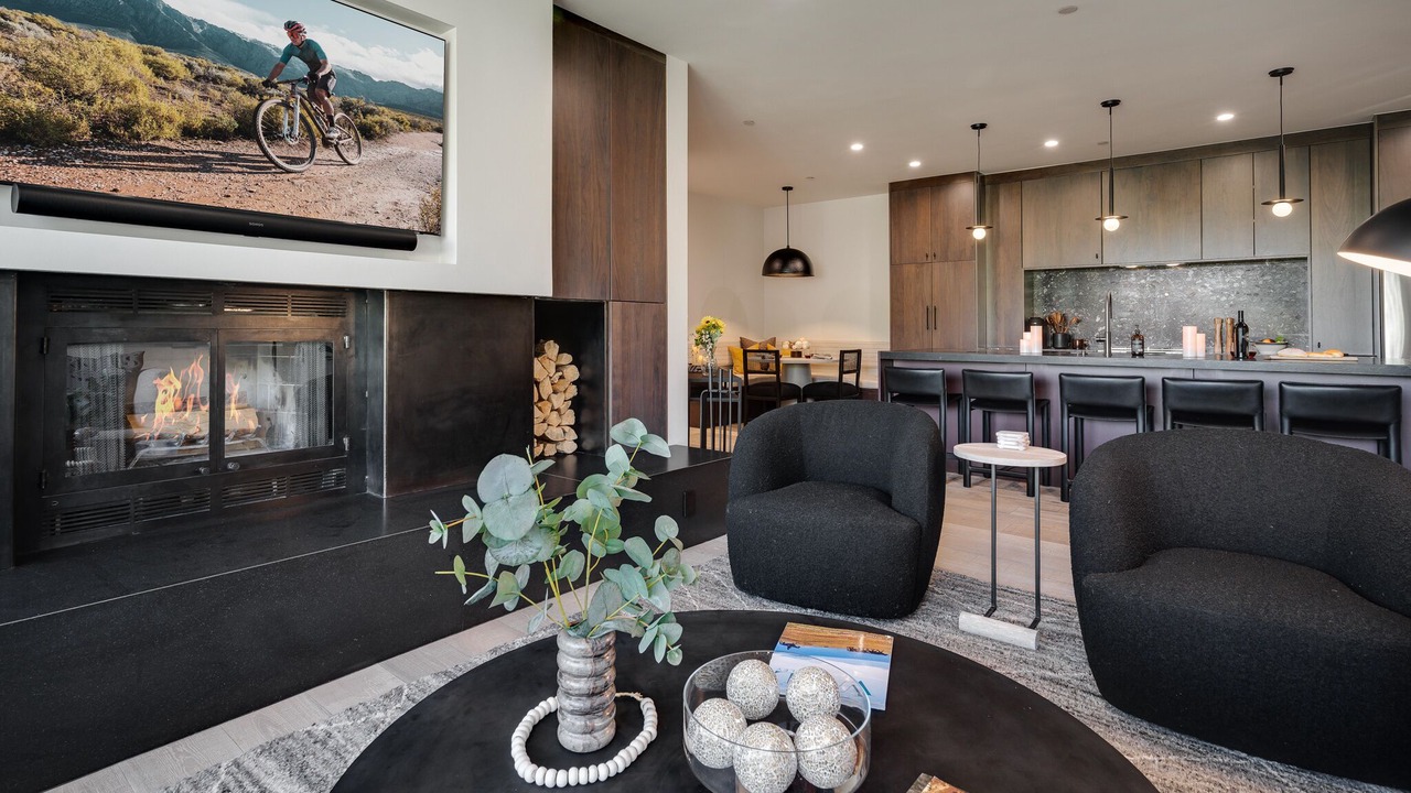 Photo of Bedroom in Highlands Townhomes