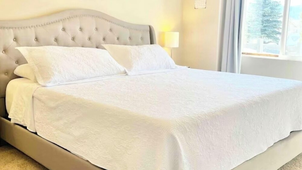 Photo of Bedroom in Gleneagle