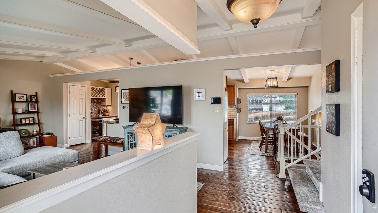 Photo of Livingroom in South Westminster