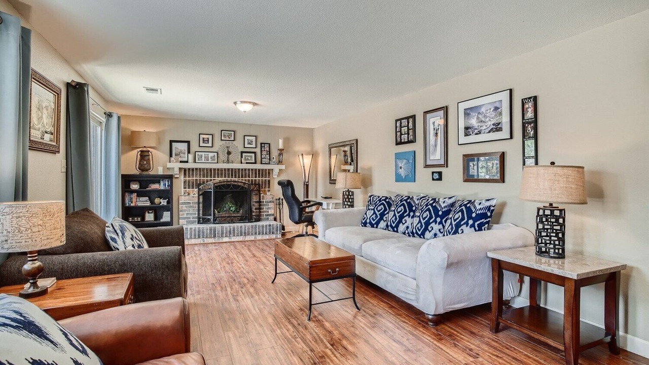 Photo of Livingroom in South Westminster