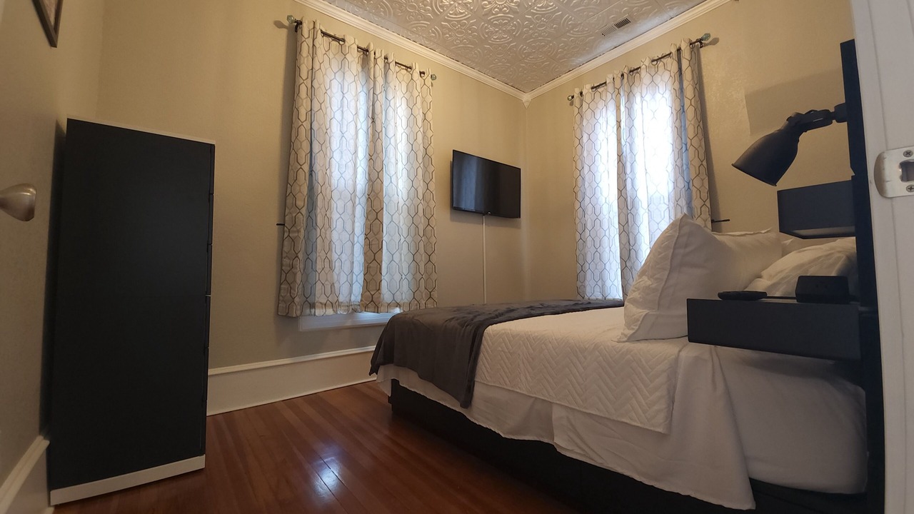 Photo of Bedroom in Pueblo