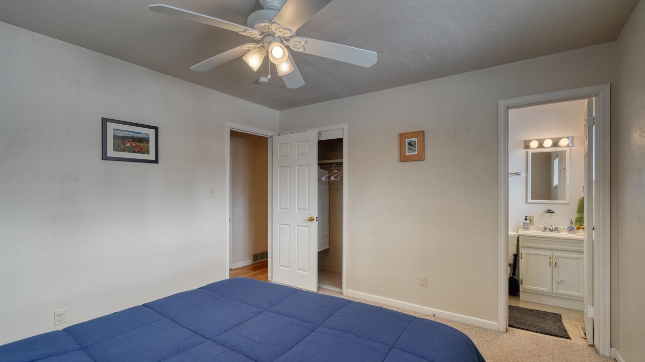 Photo of Bedroom in Leadville North