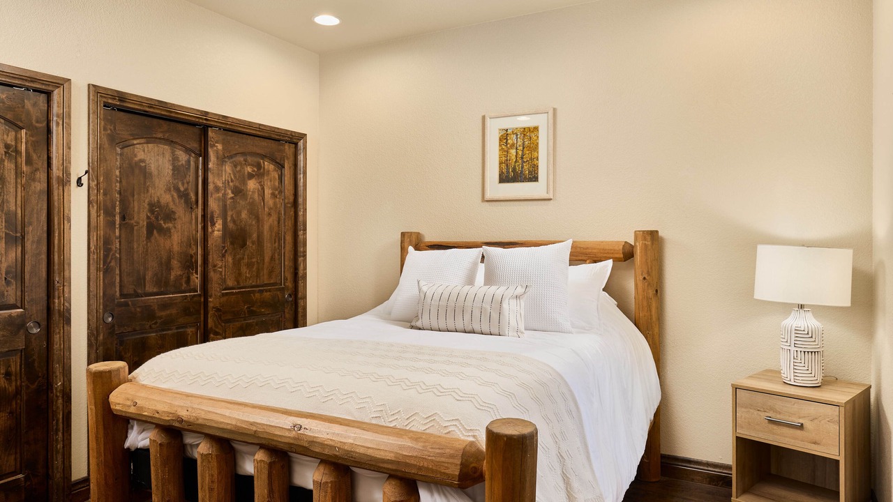 Photo of Bedroom in Woodland Park