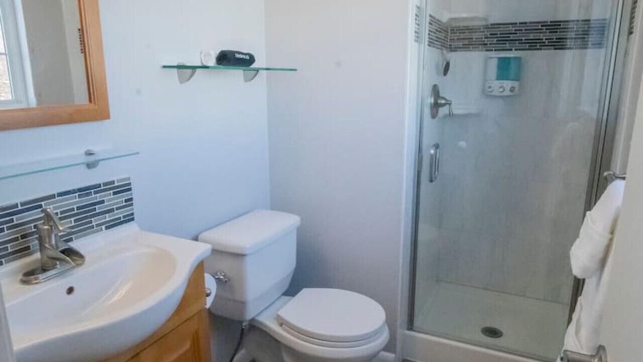 Photo of Bathroom in North Central Westminster