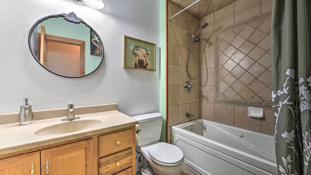 Photo of Bathroom in Fruitvale