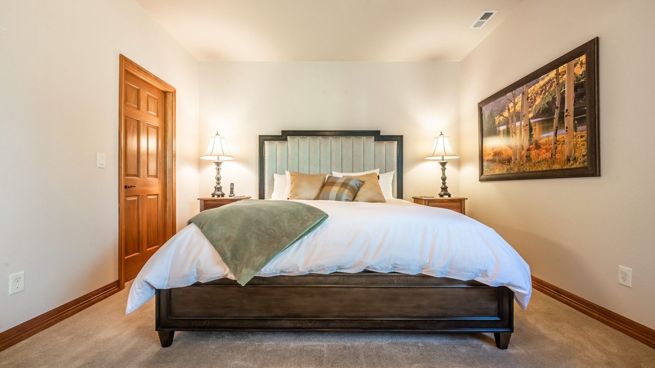 Photo of Bedroom in Woodland Park