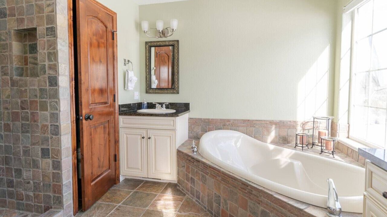 Photo of Bathroom in Mesa