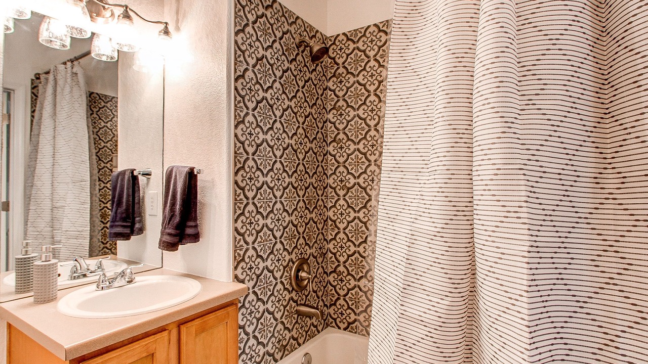Photo of Bathroom in Foxfield