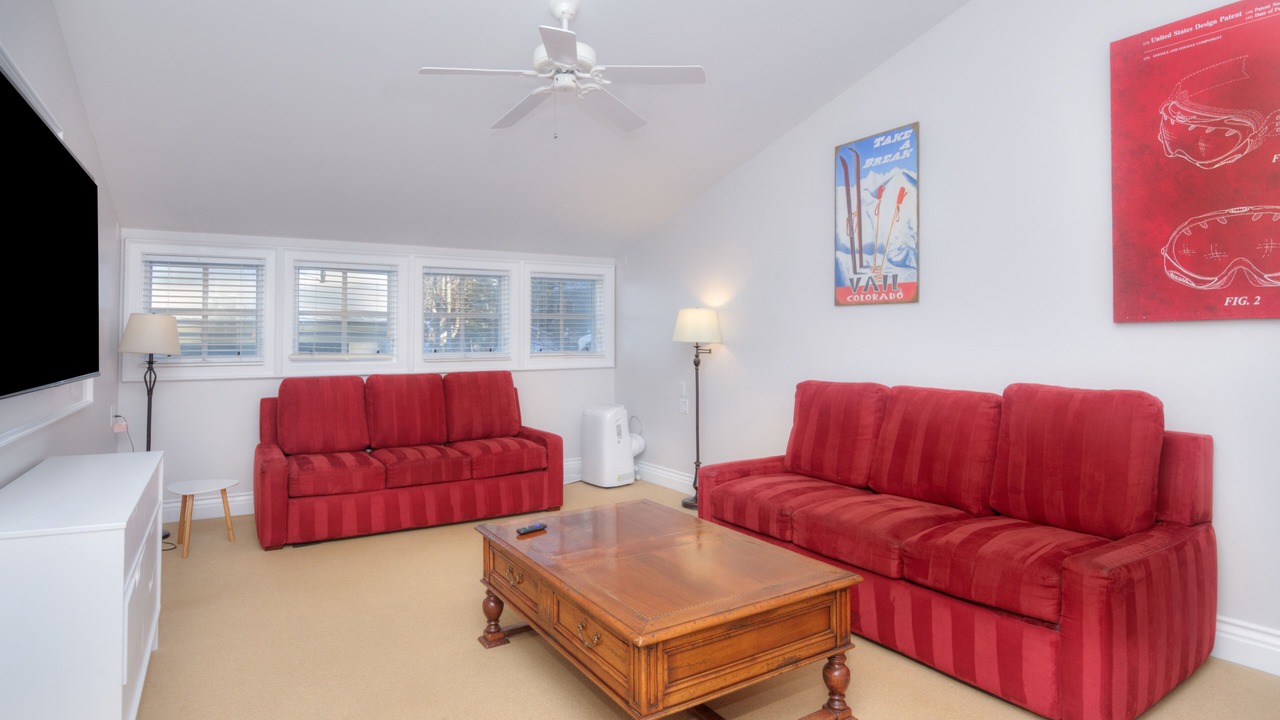 Photo of Livingroom in Intermountain