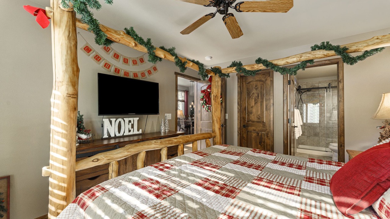 Photo of Bedroom in Estes Park